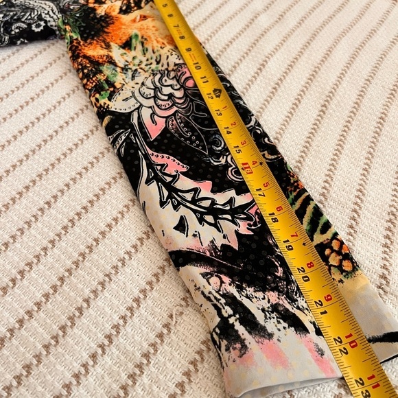 Mesmerize womans zip sequin jacket. Size S NWOT - Picture 8 of 13